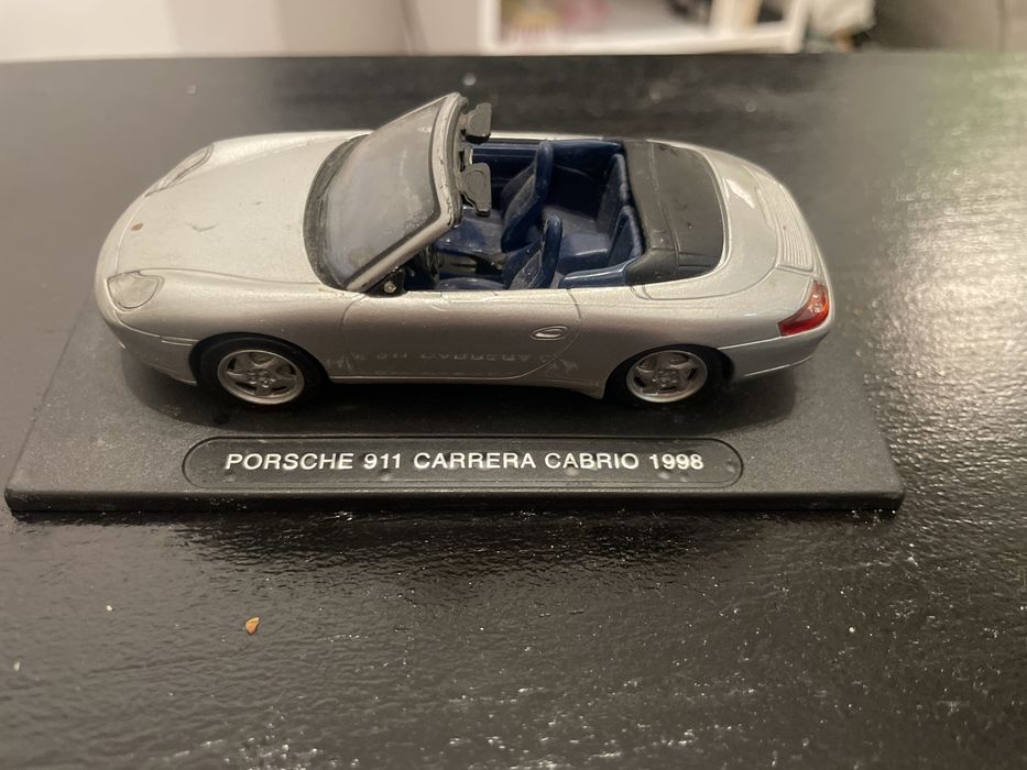 Porsche 911 carrera cabrio 1998 deagostini dea 1:43
