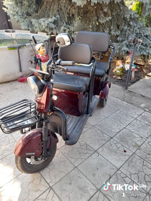 Трицикол карета продам