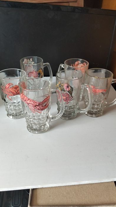 Vários tipos de copos , 5€ cx