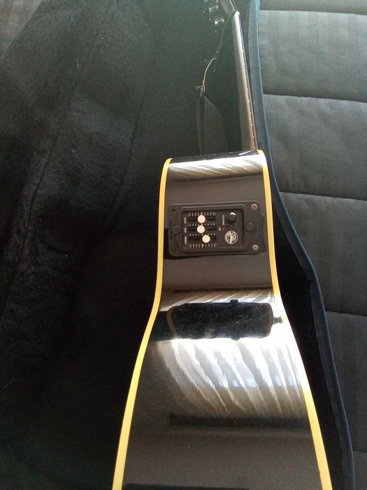 Guitarra excelente