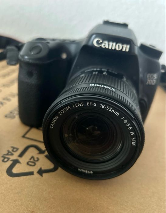 Canon EOS 70 D