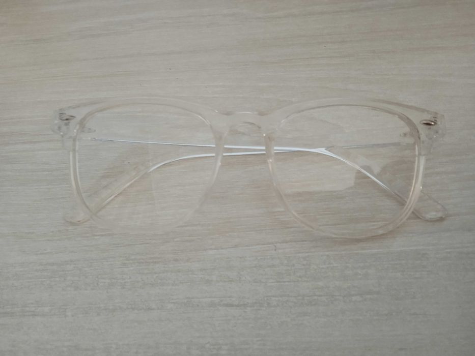 Окуляри для комп'ютера.