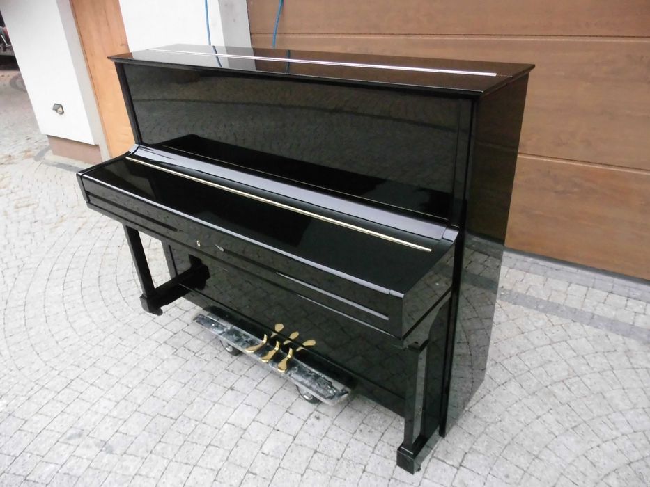 Pianino 8 letnie Pearl River U121 poliester oryginał czarny na gotowo