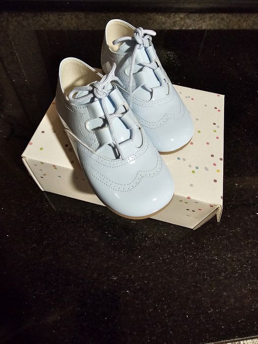 Vendo sapatos de brilho usados 1 vez