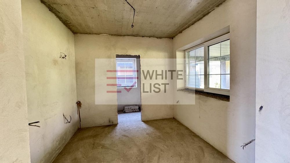 Продаж будинків по 123м2, тераса, навіс для авто/4 сотки
