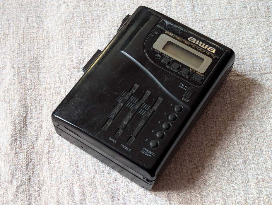Aiwa Co Tokyo Stereo Radio Cassette Player HS-T55 касетный радио плеер