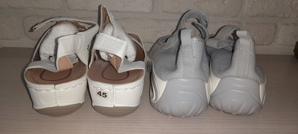 Сандалі,босоніжки,черевики,туфлі