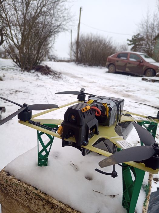 Дрон ждун, FPV оптоволокно