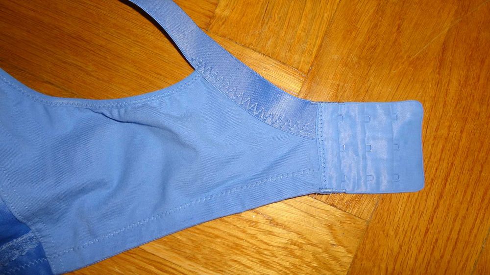 Biustonosz Marks&Spencer 80F, bawełna bez fiszbin