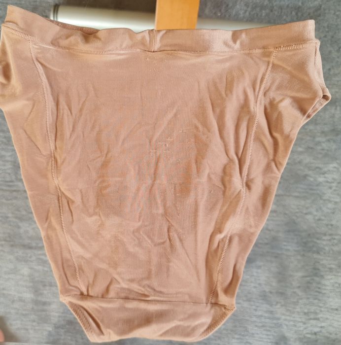 Beżowy komplet bielizny Rosy