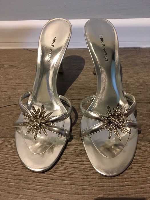 Nowe srebrne buty szpilki Nine West wieczorowe 39 klapki