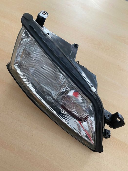 Farol Frente Direita Opel Vectra B