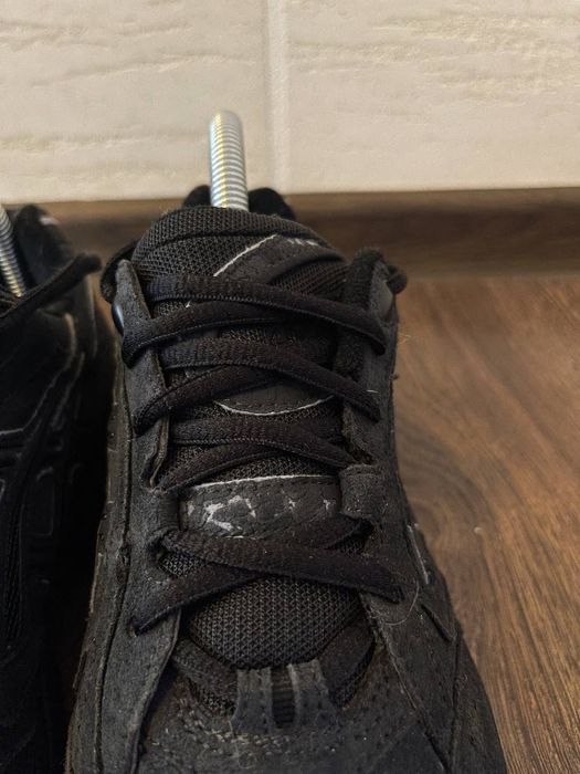 Жіночі кросівки Asics