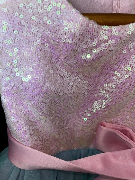 Сукня  святкова 104