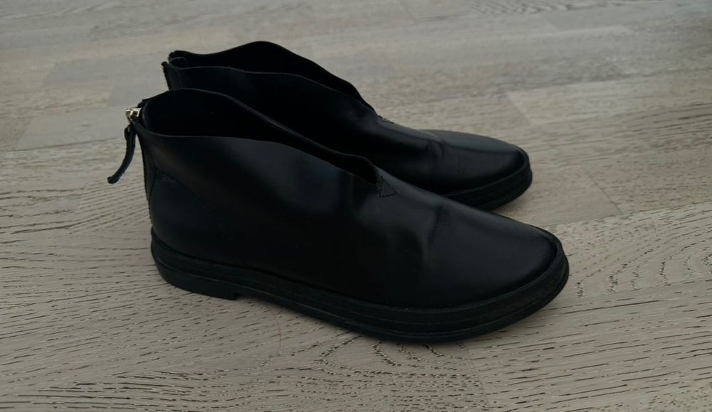 Кожані жіночі туфлі