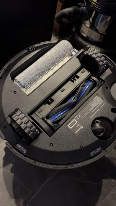 Robot sprzątający czarny Ecovacs Deebot X9 Pro omni