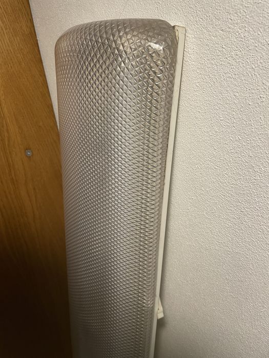 Moldura duas lampadas tecto 120cm