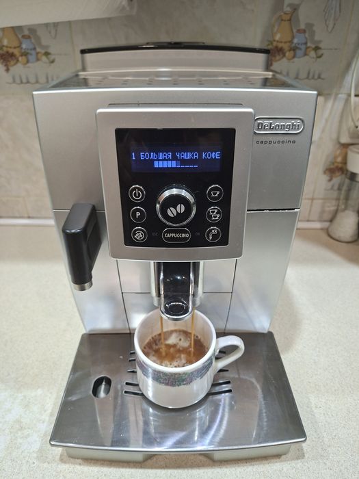 Кофемашина Delonghi Magnifica 2018г