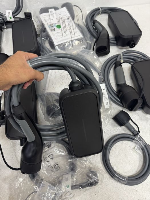 Зарядное BMW 16A 11 KWT