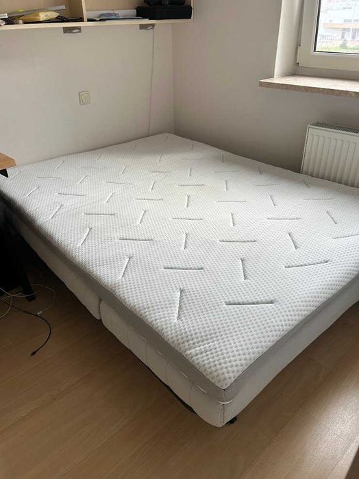 ŁÓŻKO IKEA, składane, Dodatkowym materacem piankowym, metalowe