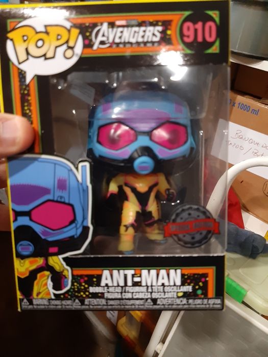 Funkos varios como novos