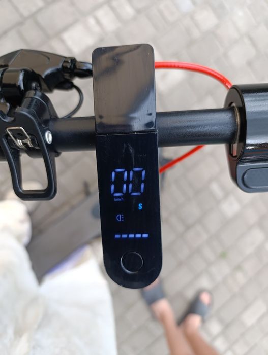 Самокат електричний ,електросамокат kugoo m 365 pro max