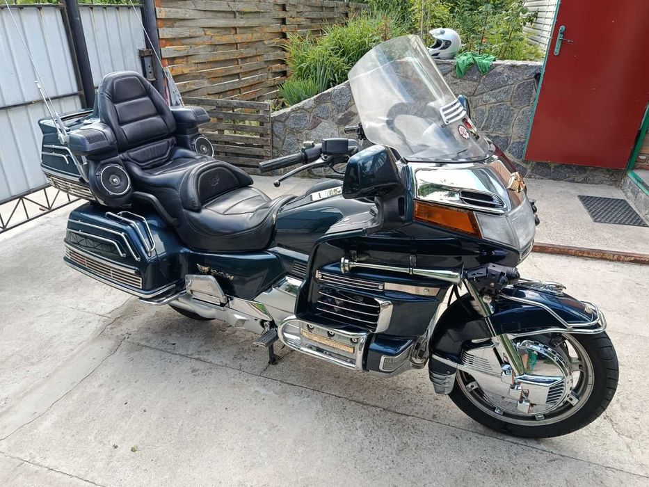 Продам  Honda Gold Wing