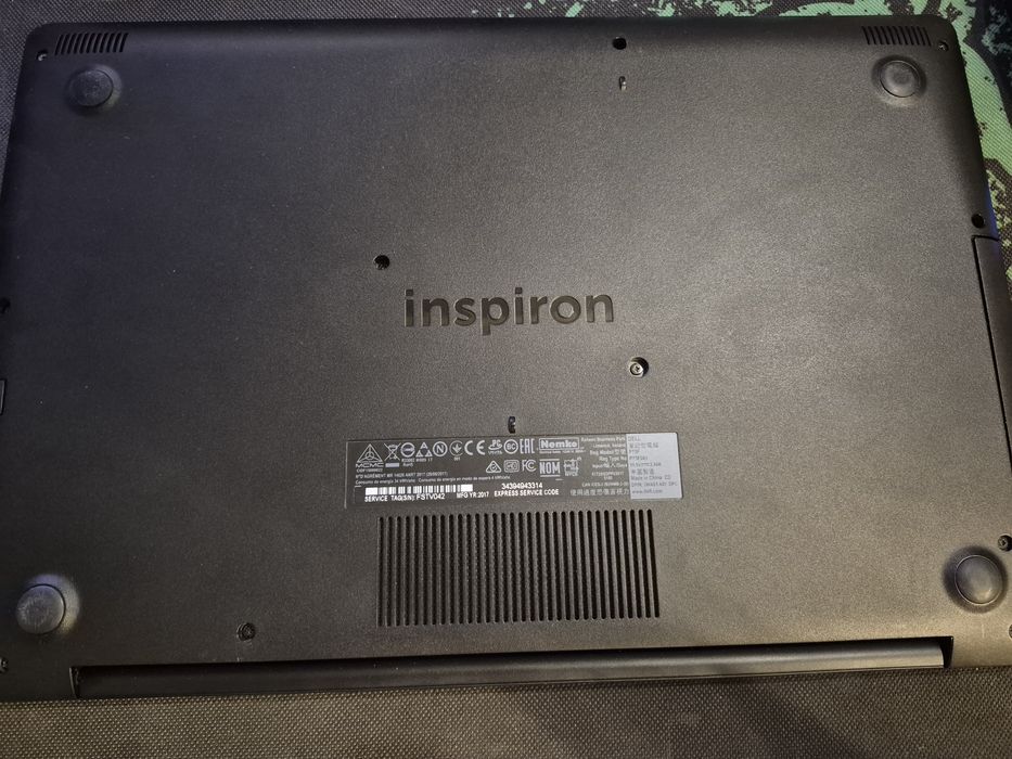 Ноутбук Dell Inspiron 5570