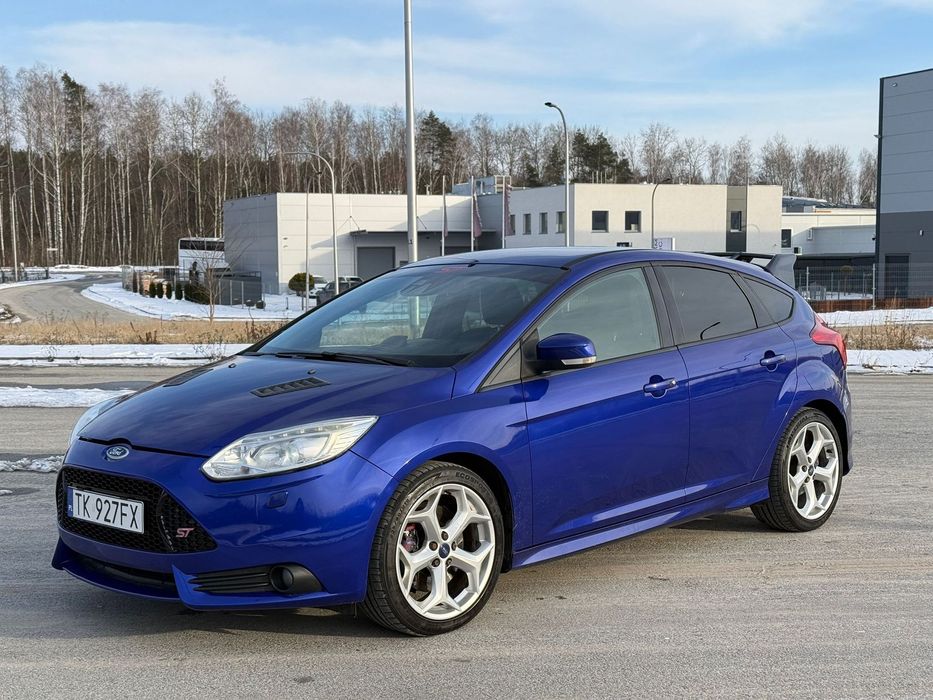 Ford Focus 2.0 Turbo 250KM/Xenon/Blis/ST250