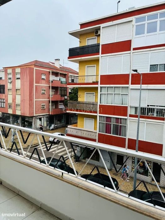 Apartamento T4 Barreiro Remodelado