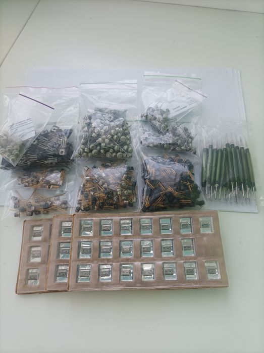 Микросхемы.Транзисторы