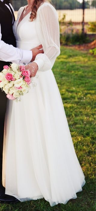 Suknia ślubna z długim rękawem M/L