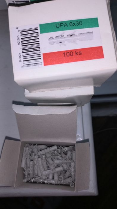 Дюбеля виниловые upa 6×30