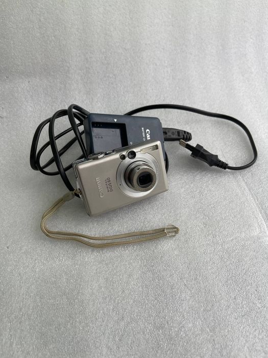 Фотоапарат Canon DIGITAL IXUS 60