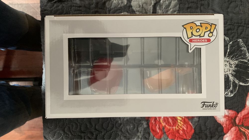 Funko pop Red hood vs deathstroke comic moment 336