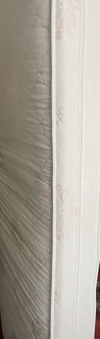 Матрас односпальний