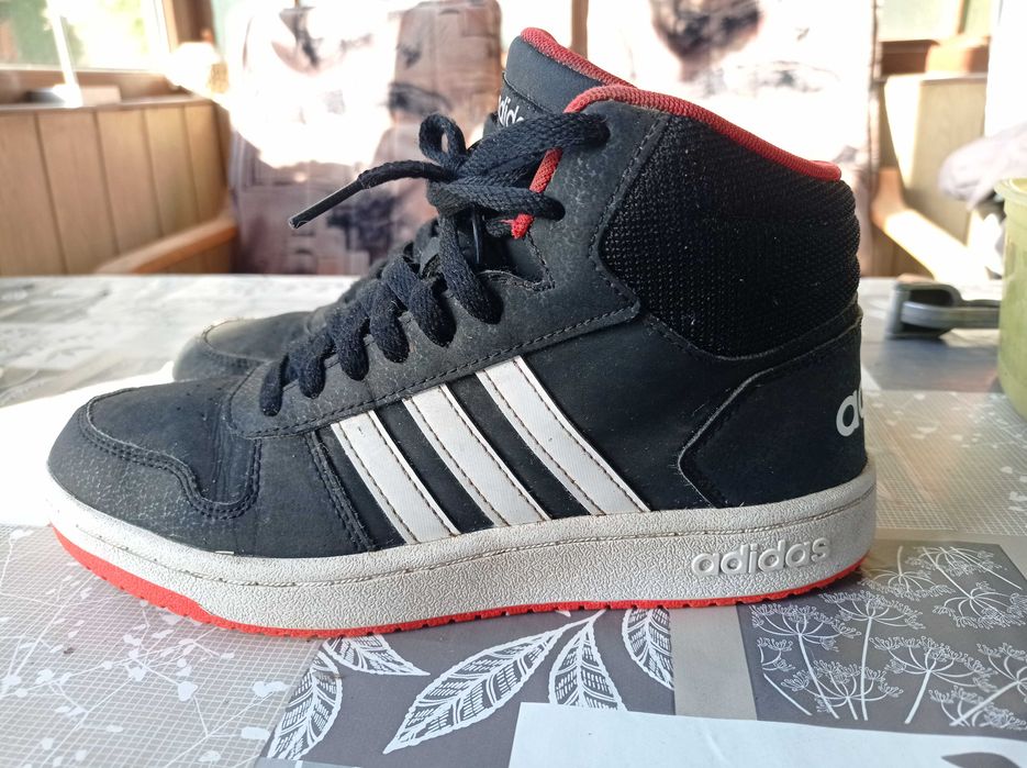 Buty Adidas Hoops Mid 2.0