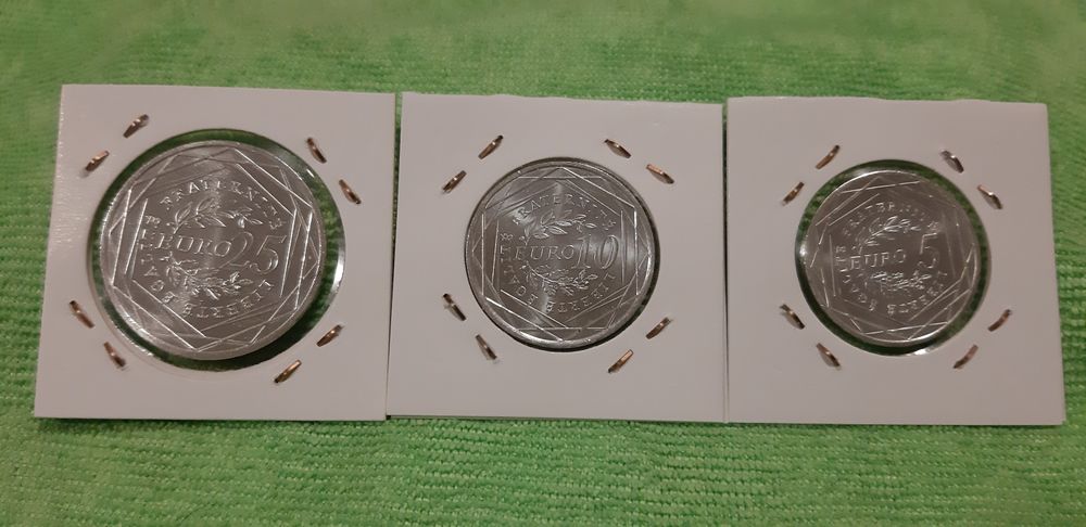 Trio a Semeadora: 25 €, 10 € e 5 €