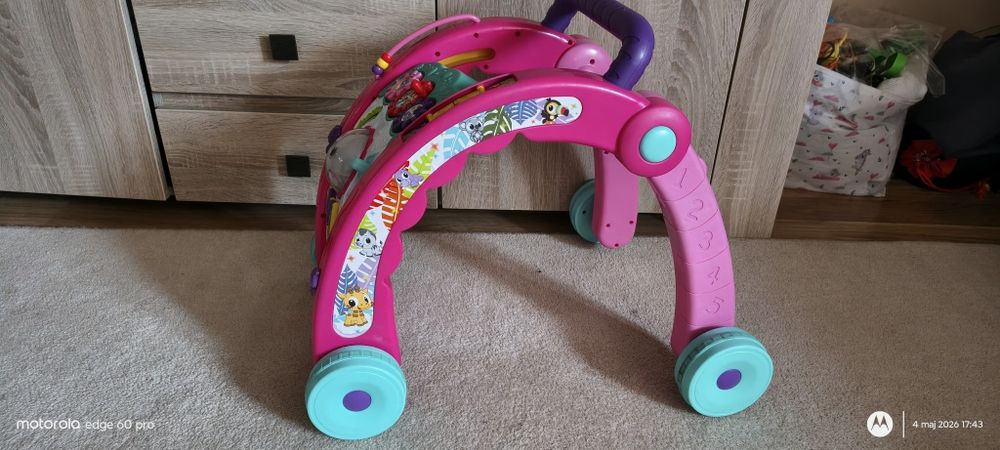Pchacz, chodzik, stolik edukacyjny Little Tikes