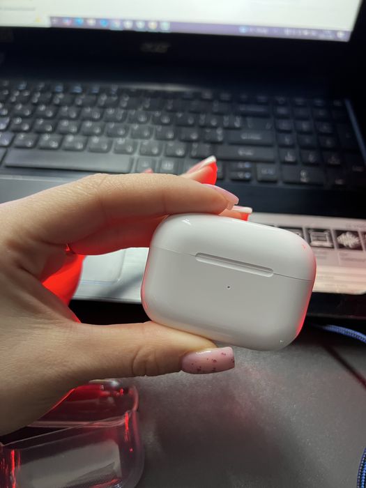 Air Pods Pro ( состояние новых)