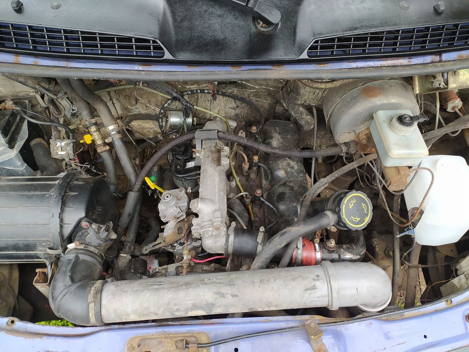 Продам газель дизель борт тент