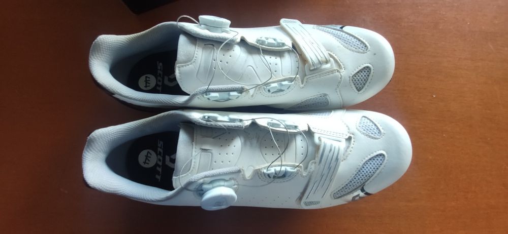 Botas encaixe bicicleta estrada