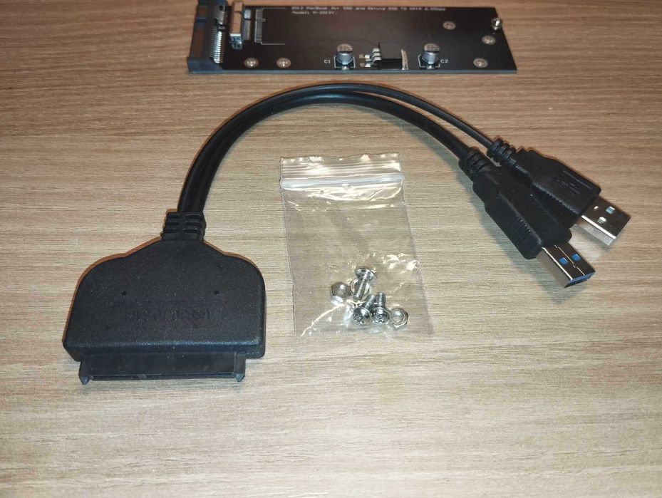 Adapter USB / SATA do MacBook Air