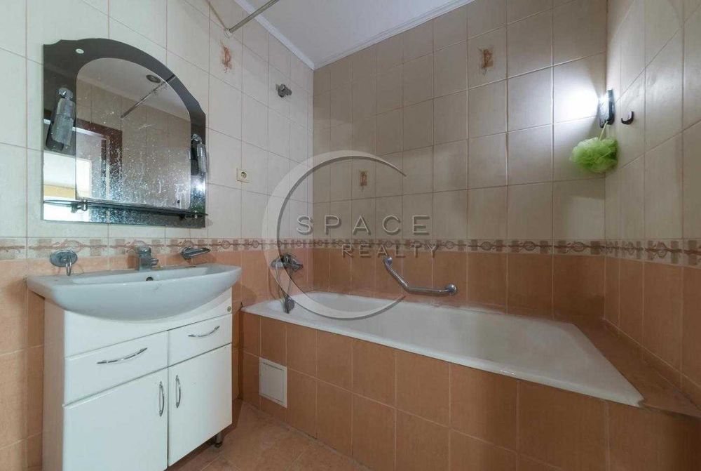 Продаж 2к квартири 85м2 Степана Рудницького 9