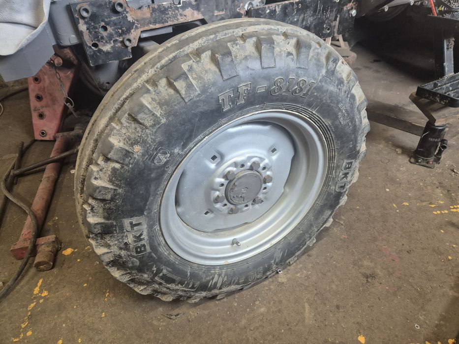 Koła Massey Ferguson 3050 felgi opony