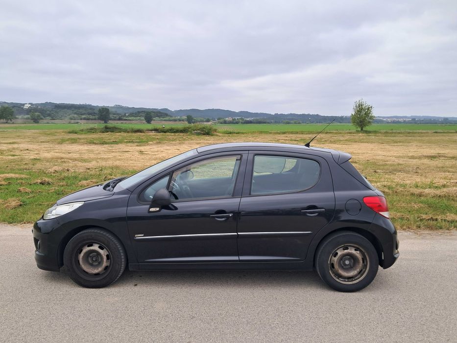 Peugeot 207 — fotografia 2