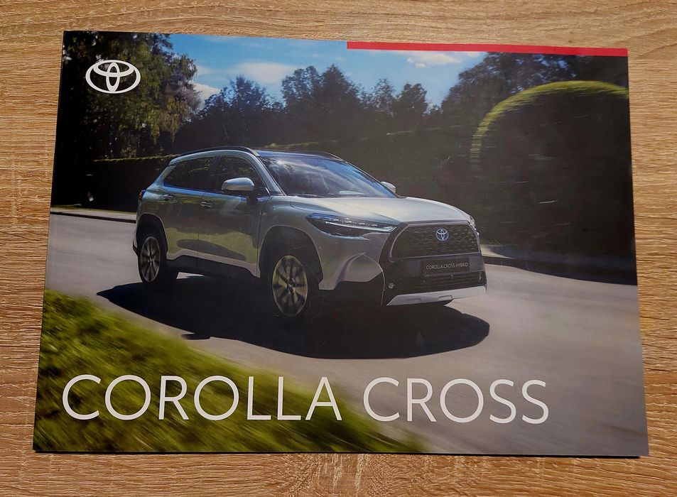 Prospekt Katalog Polski Toyota Corolla Cross 50 Stron Rok 2022 Unikat