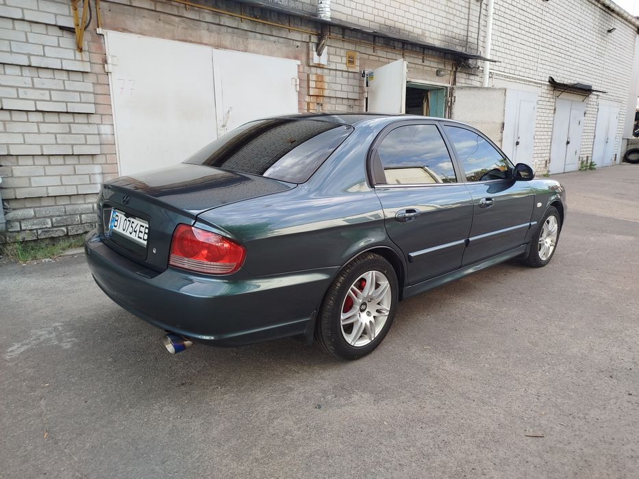 Hyundai sonata ef