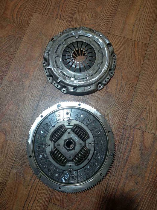 Демпфер глухий комплект зчеплення VW Caddy 1.9 TDI 77kw 04-10 Superb