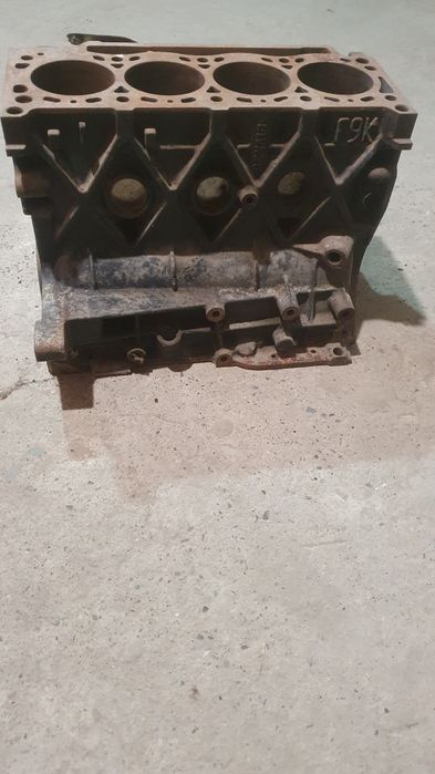 Блок циліндрів F9K